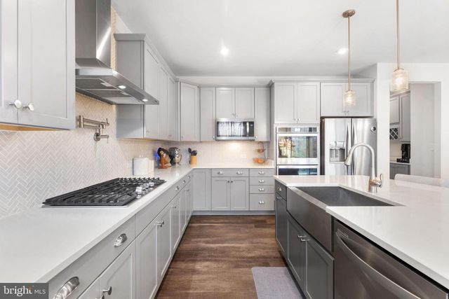 118 LOYD DR, Fredericksburg, VA 22406