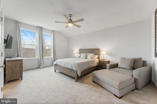 118 LOYD DR, Fredericksburg, VA 22406