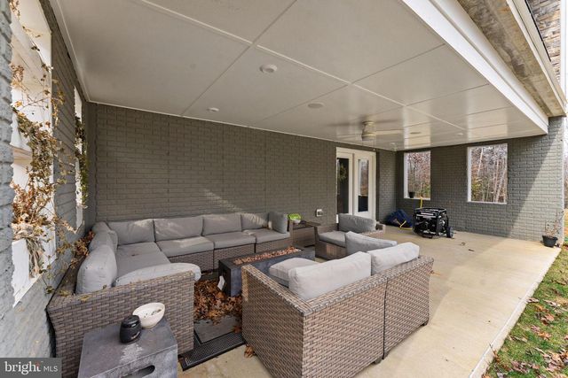 118 LOYD DR, Fredericksburg, VA 22406