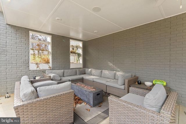 118 LOYD DR, Fredericksburg, VA 22406