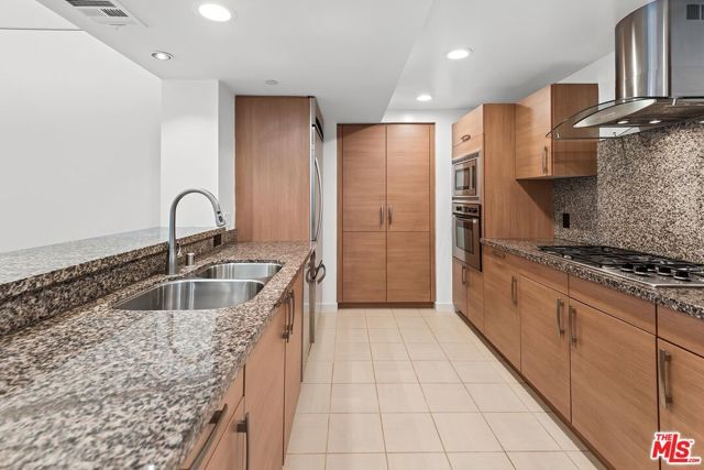 13650 MARINA POINTE Drive 306, Marina Del Rey, CA 90292