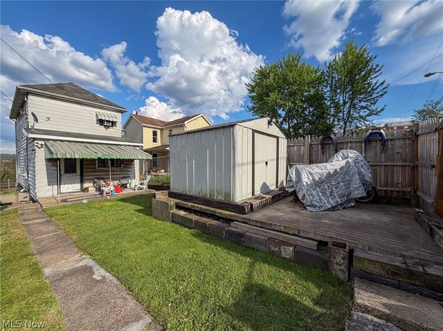 329 Summit Avenue, Steubenville, OH 43952