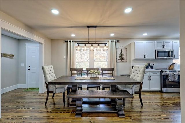 456 Barnyard Lane, Clayton, GA 30525