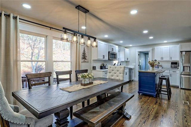 456 Barnyard Lane, Clayton, GA 30525