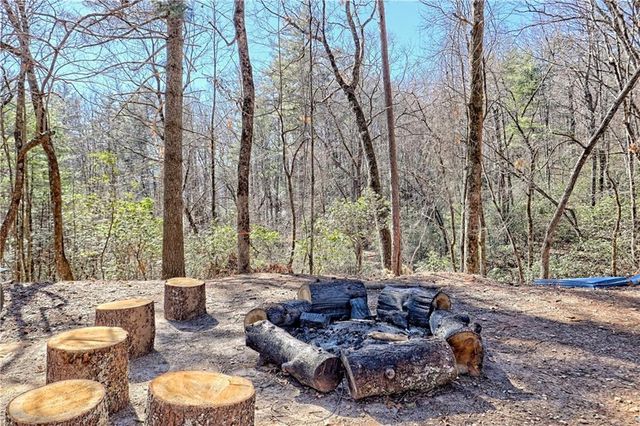 456 Barnyard Lane, Clayton, GA 30525