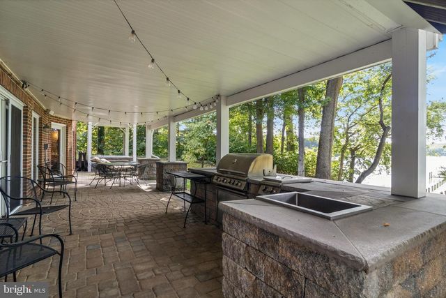 8535 COLLEEN DR, Port Tobacco, MD 20677