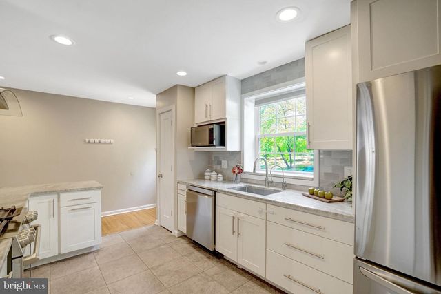 3308 LANDOVER ST, Alexandria, VA 22305