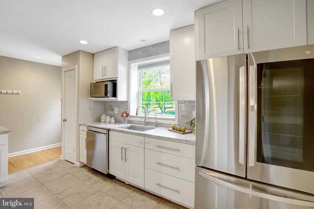 3308 LANDOVER ST, Alexandria, VA 22305