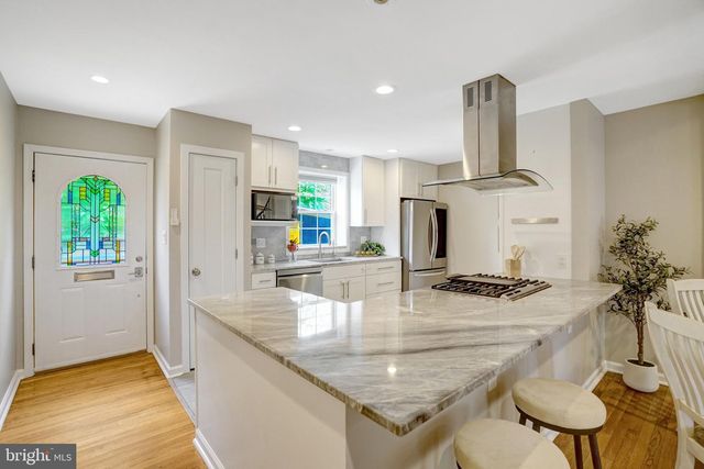 3308 LANDOVER ST, Alexandria, VA 22305