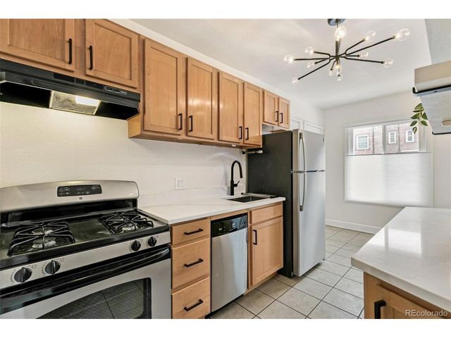 1416 N Downing St 1, Denver, CO 80218