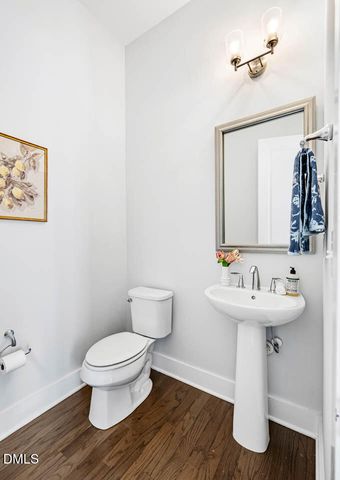 312 Della Street, Chapel Hill, NC 27516
