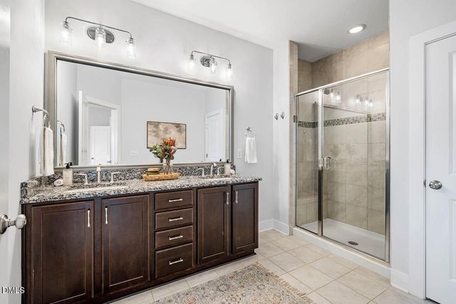 312 Della Street, Chapel Hill, NC 27516