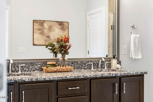 312 Della Street, Chapel Hill, NC 27516