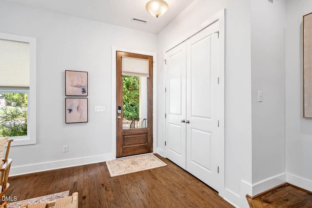 312 Della Street, Chapel Hill, NC 27516