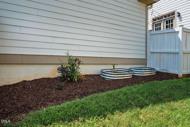 312 Della Street, Chapel Hill, NC 27516