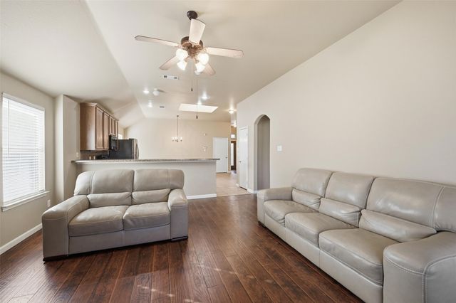 910 Fulbourne Drive, Anna, TX 75409