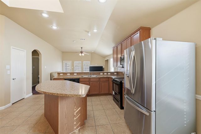 910 Fulbourne Drive, Anna, TX 75409