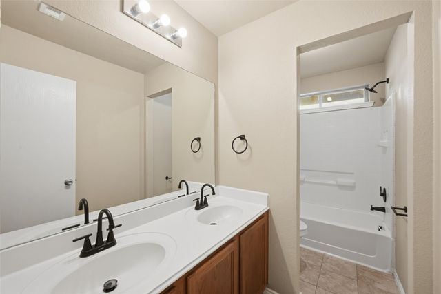 910 Fulbourne Drive, Anna, TX 75409