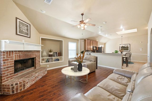 910 Fulbourne Drive, Anna, TX 75409