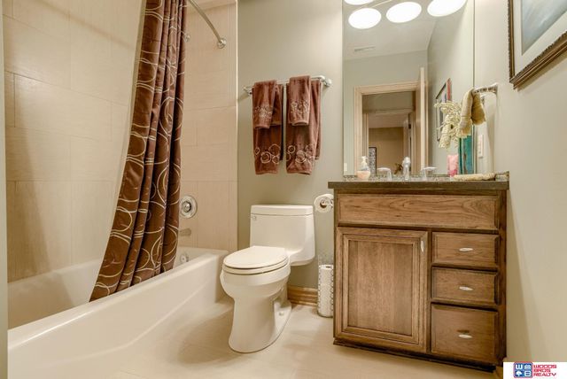 7321 S 96th Court, Lincoln, NE 68526