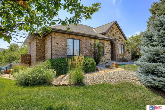 7321 S 96th Court, Lincoln, NE 68526
