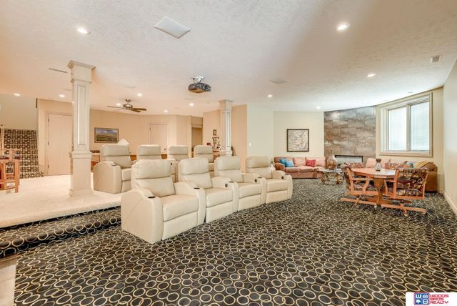 7321 S 96th Court, Lincoln, NE 68526