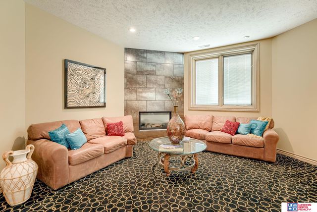 7321 S 96th Court, Lincoln, NE 68526