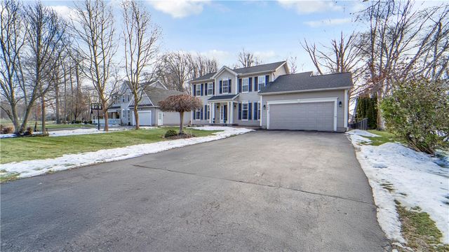 340 Creighton Lane, Greece, NY 14612