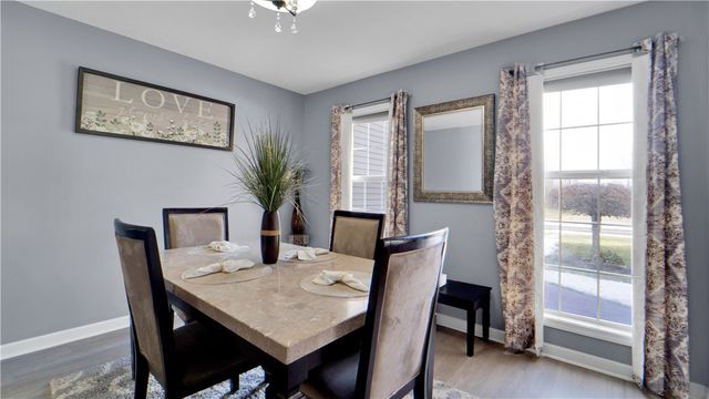 340 Creighton Lane, Greece, NY 14612