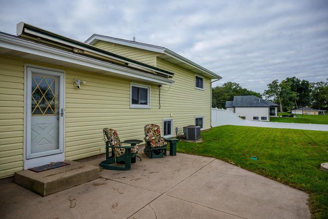 30126 Ketterhagen ROAD, Burlington, WI 53105