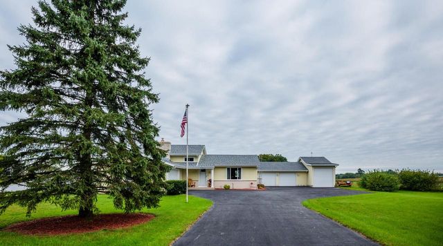 30126 Ketterhagen ROAD, Burlington, WI 53105