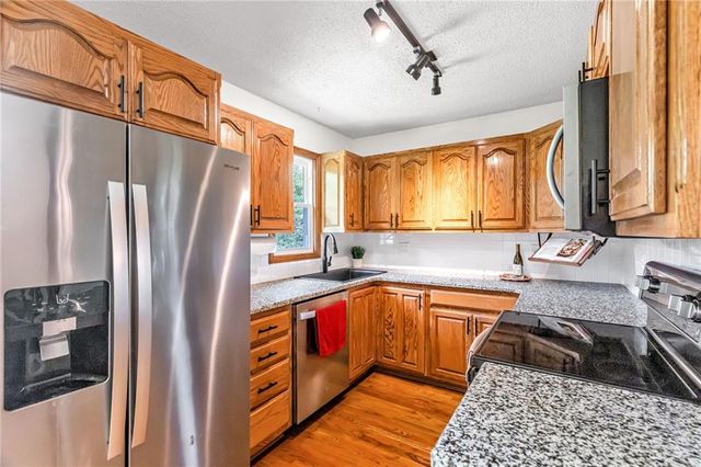 14226 NW County 14001 Road, Drexel, MO 64742