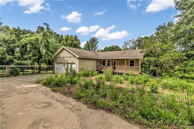 14226 NW County 14001 Road, Drexel, MO 64742