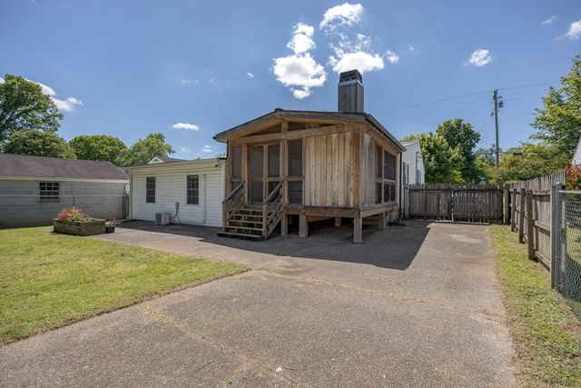 1413 Sunset Dr, Franklin, TN 37064