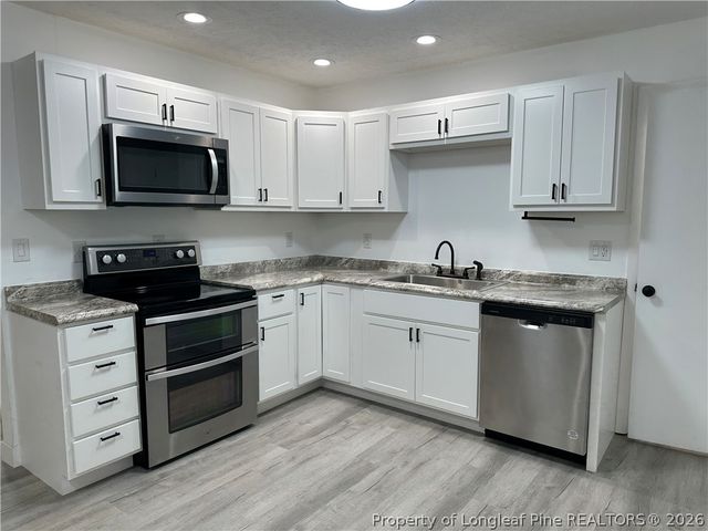 975 Lisa Avenue, Fayetteville, NC 28314