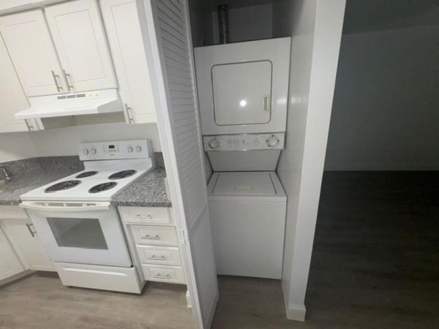 707 NE 10th Street 3, Hallandale Beach, FL 33009