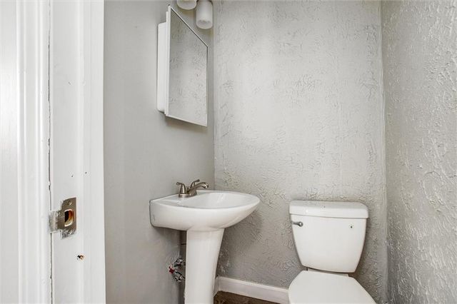 8506 Highland Avenue, Kansas City, MO 64131