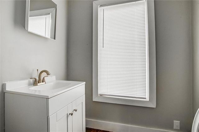 8506 Highland Avenue, Kansas City, MO 64131