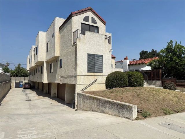 418 N 1st St A, Alhambra, CA 91801