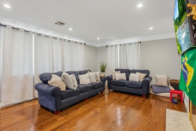 60 Brewer Street, Northborough, MA 01532