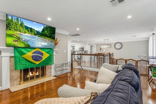 60 Brewer Street, Northborough, MA 01532