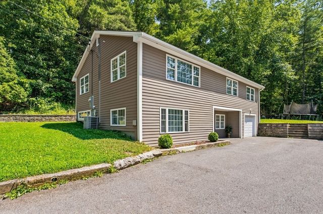 60 Brewer Street, Northborough, MA 01532