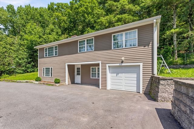 60 Brewer Street, Northborough, MA 01532