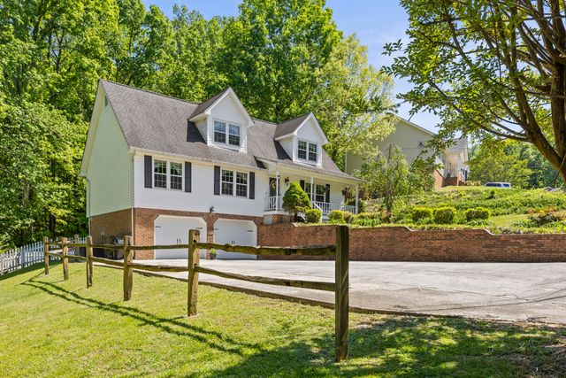 477 Middle View Drive, Ringgold, GA 30736