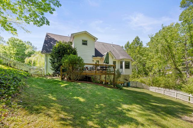 477 Middle View Drive, Ringgold, GA 30736