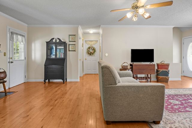 477 Middle View Drive, Ringgold, GA 30736