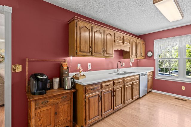 477 Middle View Drive, Ringgold, GA 30736