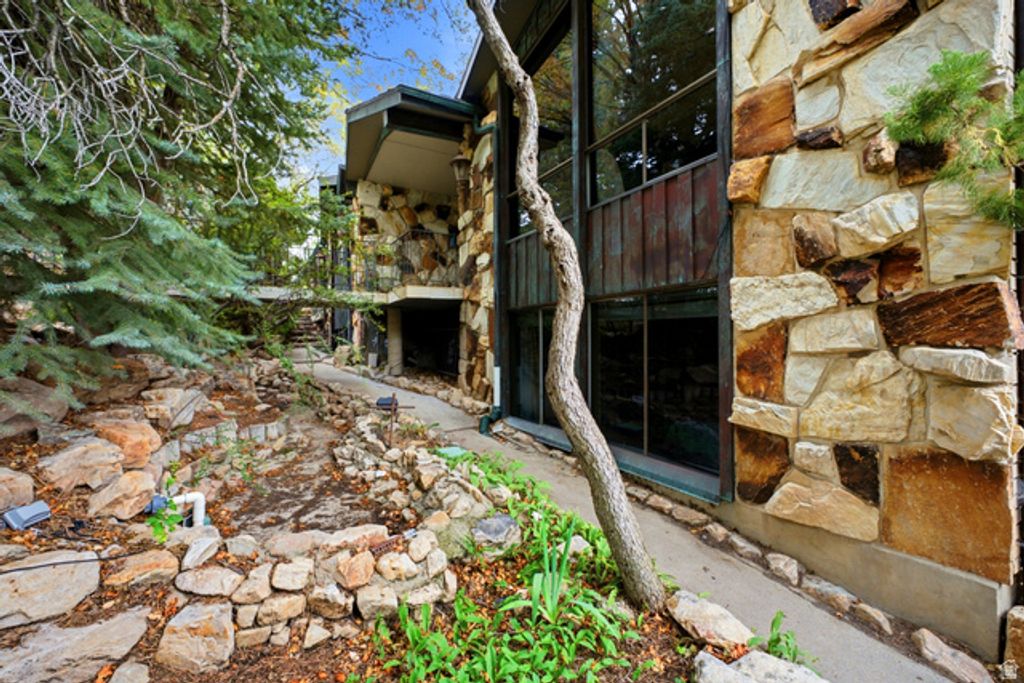 4434 S COVECREST DR, Millcreek, UT 84124 — photo 4