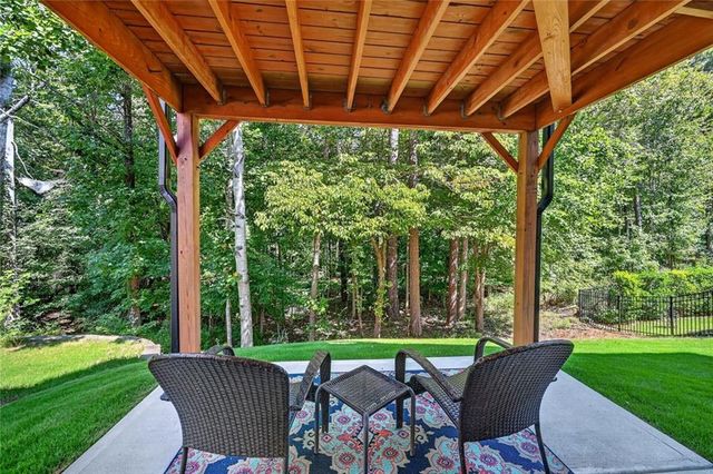 5820 Arbor Green Circle, Sugar Hill, GA 30518