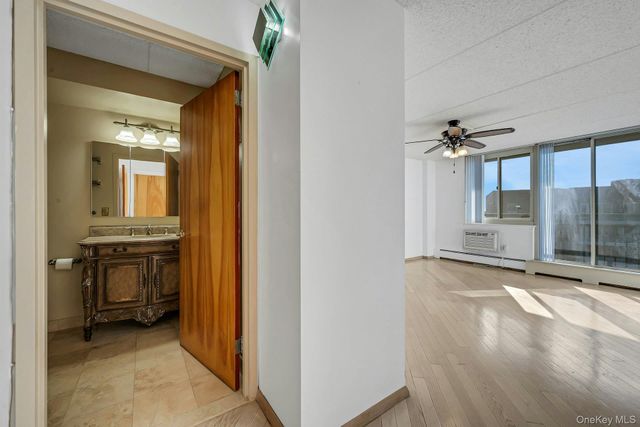 703 Pelham Road 412, New Rochelle, NY 10805